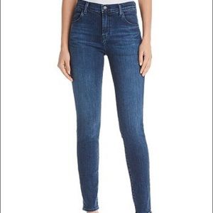 J BRAND Jeans | Maria Jeans in Belladonna